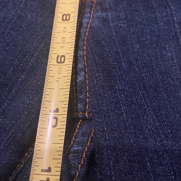 NYDJ TUMMY TUCK JEANS Premium Denim Size 6 Blue Jeans Made In USA - Picture 6 of 11